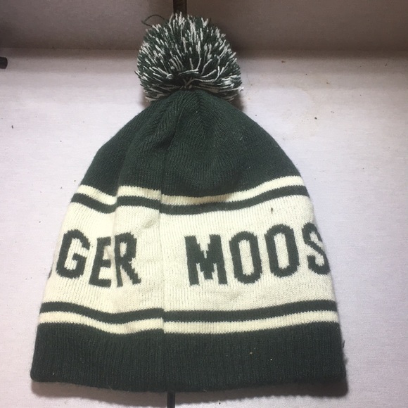 MooseHead Winter Tuque - Picture 2 of 3